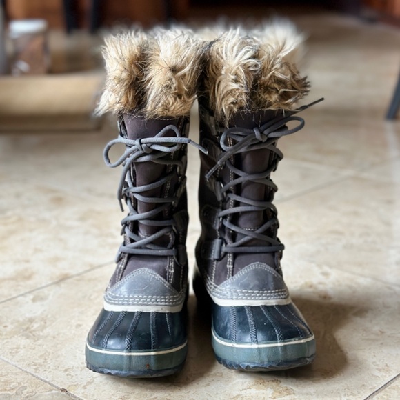 SOREL | Women's Joan of Arc™ Waterproof Boot Sz 6 - Picture 6 of 8